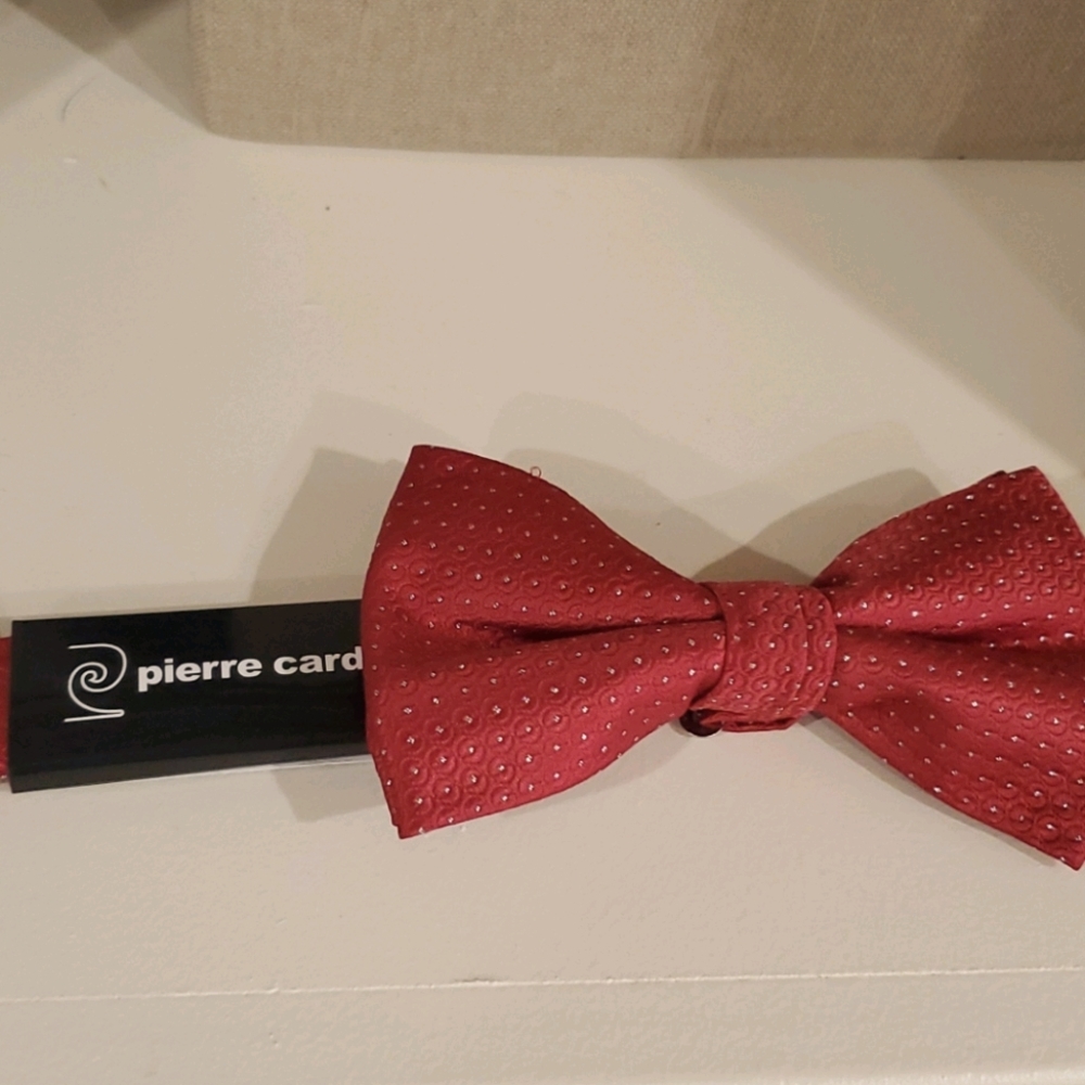 Pierre Cardin red bowtie